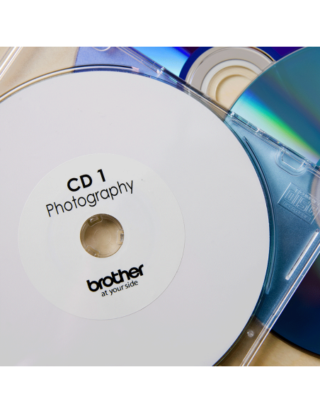 Brother - DK-11207 - Etiquettes CD/DVD (58 x 58 mm) - 100 étiquettes 